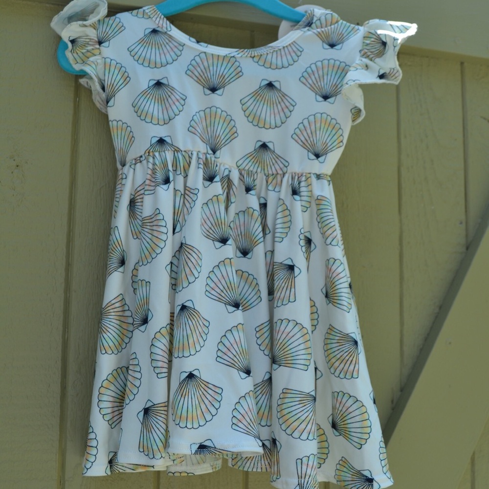 6/12m gorgeous shell dress!